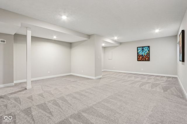 16502 Dominion Drive, Fishers, IN 46040