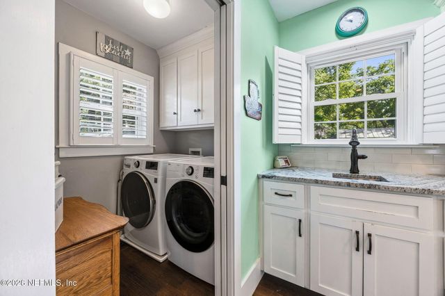 111 S 5TH Street, Fernandina Beach, FL 32034