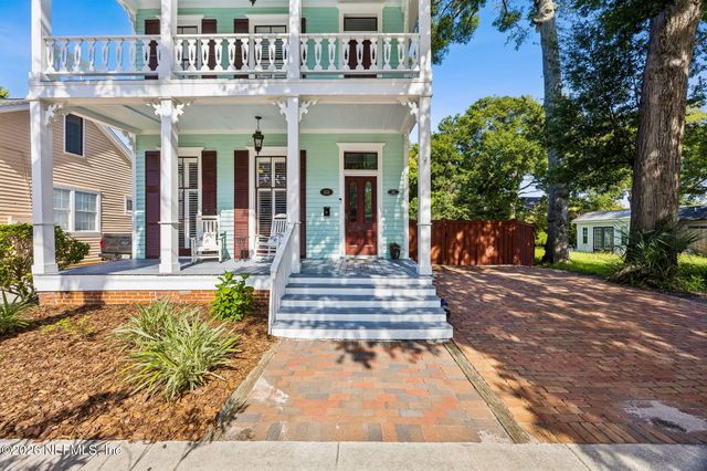 111 S 5TH Street, Fernandina Beach, FL 32034