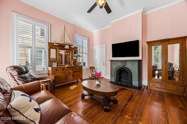111 S 5TH Street, Fernandina Beach, FL 32034