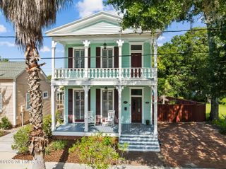 111 S 5TH Street, Fernandina Beach, FL 32034