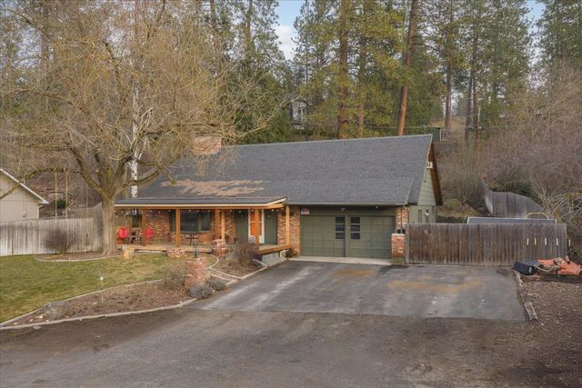 15908 N Azure Dr, Spokane, WA 99208