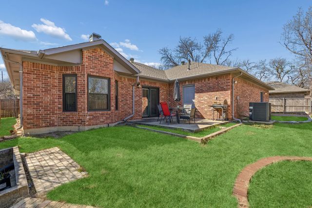 2915 Gainesborough Drive, Dallas, TX 75287