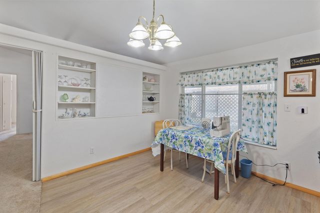 2398 Sasha Court, Grants Pass, OR 97527