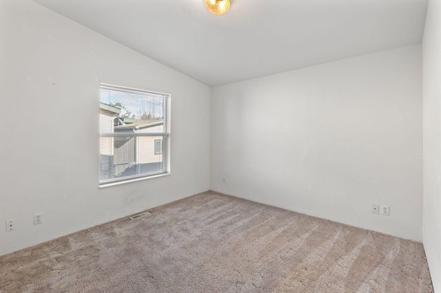 2398 Sasha Court, Grants Pass, OR 97527