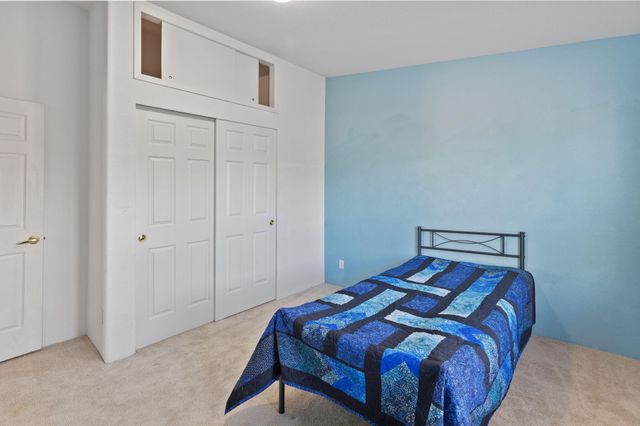 2398 Sasha Court, Grants Pass, OR 97527