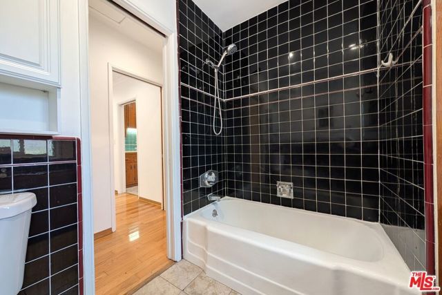 601 9th Street A, Santa Monica, CA 90402