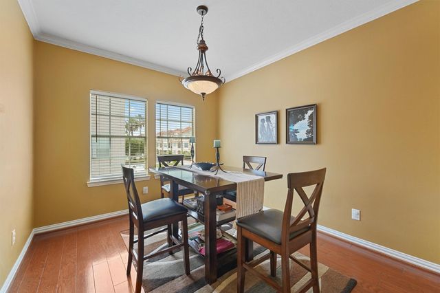 6107 S Arrowana Lane, Houston, TX 77036