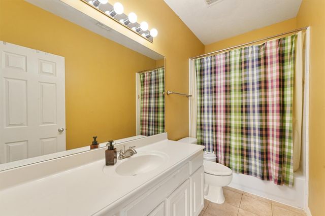 6107 S Arrowana Lane, Houston, TX 77036