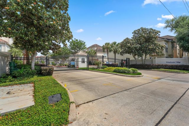 6107 S Arrowana Lane, Houston, TX 77036