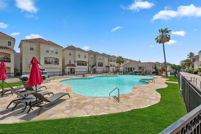 6107 S Arrowana Lane, Houston, TX 77036