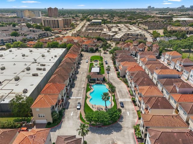 6107 S Arrowana Lane, Houston, TX 77036