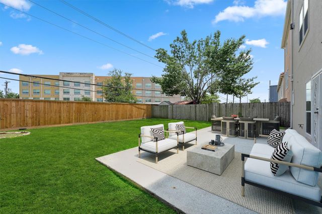 6107 S Arrowana Lane, Houston, TX 77036