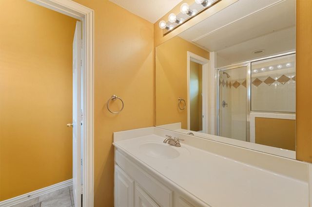 6107 S Arrowana Lane, Houston, TX 77036