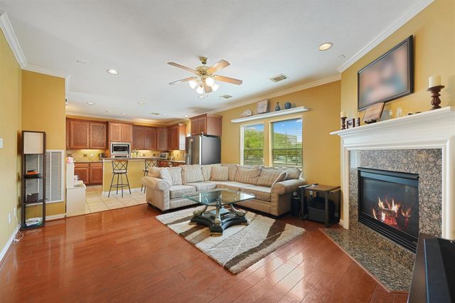 6107 S Arrowana Lane, Houston, TX 77036