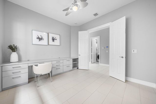 7866 Clay Mica Court, Delray Beach, FL 33446