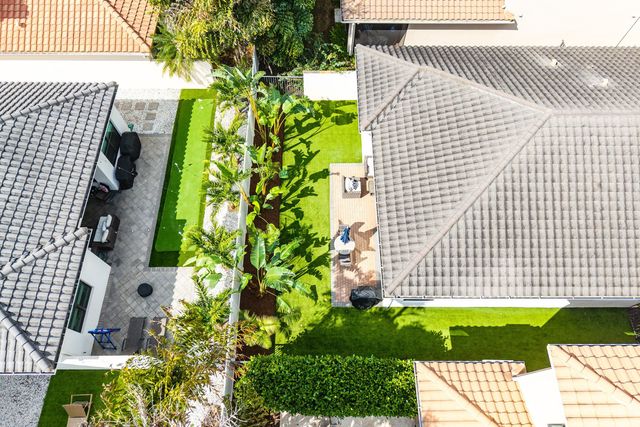 7866 Clay Mica Court, Delray Beach, FL 33446