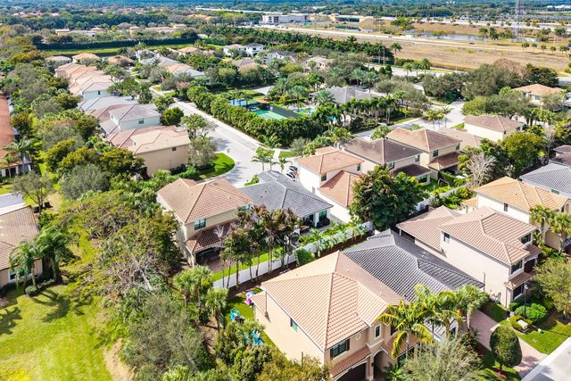 7866 Clay Mica Court, Delray Beach, FL 33446