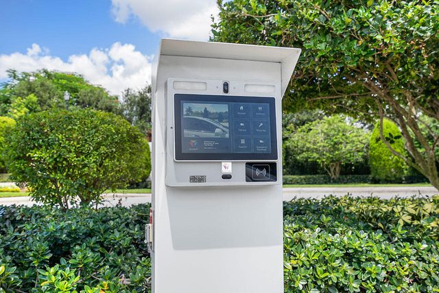 7866 Clay Mica Court, Delray Beach, FL 33446