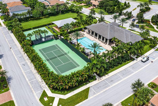 7866 Clay Mica Court, Delray Beach, FL 33446