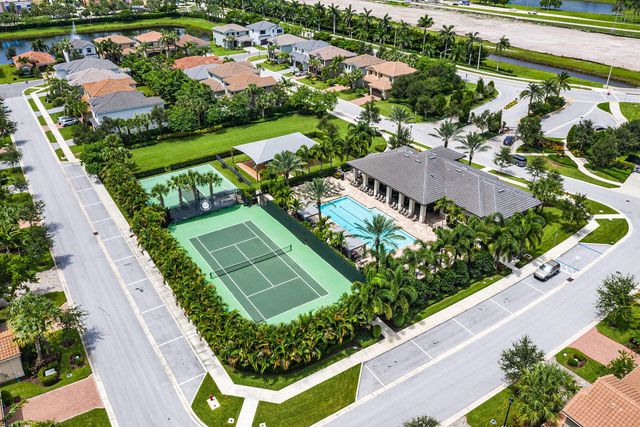 7866 Clay Mica Court, Delray Beach, FL 33446