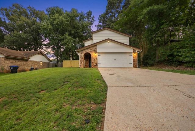 1210 Chad St, Longview, TX 75604