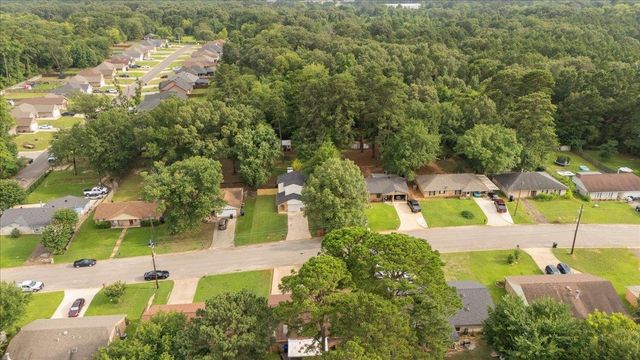 1210 Chad St, Longview, TX 75604
