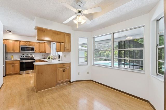 211 HICKORY DRIVE, Longwood, FL 32779