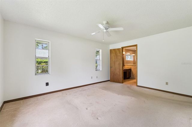 211 HICKORY DRIVE, Longwood, FL 32779