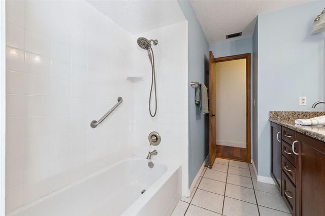 211 HICKORY DRIVE, Longwood, FL 32779