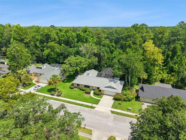 211 HICKORY DRIVE, Longwood, FL 32779