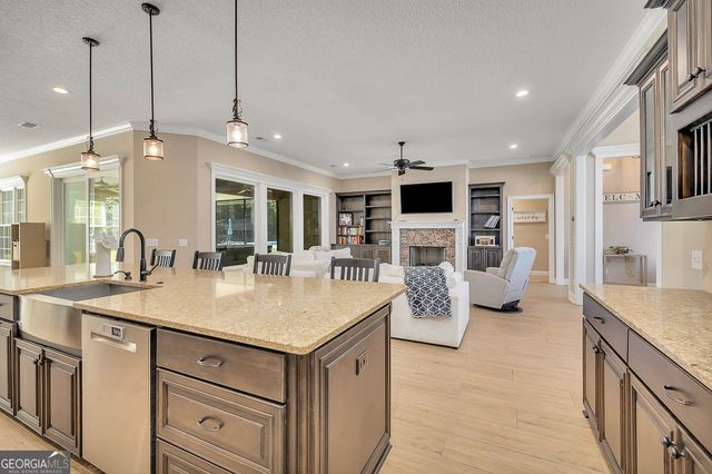 219 Fiddlers Cove Drive, Kingsland, GA 31548