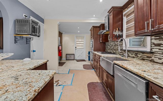 2933 Tulip Avenue, Baldwin, NY 11510