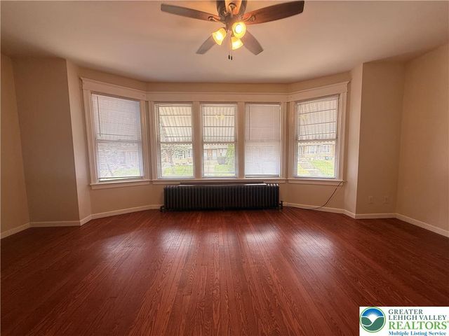 628 Hanover Avenue 2nd Fl, Allentown City, PA 18109