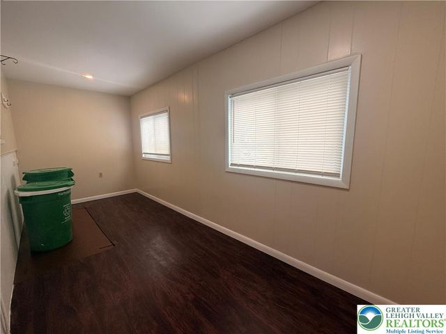 628 Hanover Avenue 2nd Fl, Allentown City, PA 18109
