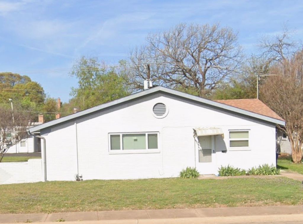 3706 S University Drive, Fort Worth, TX 76109