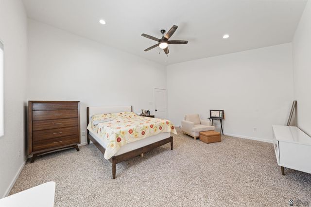 10228 E 33 St, Yuma, AZ 85365
