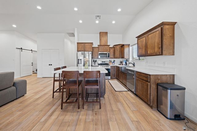 10228 E 33 St, Yuma, AZ 85365