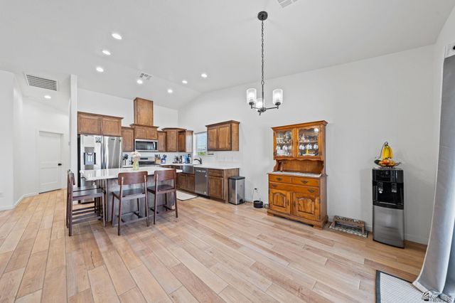10228 E 33 St, Yuma, AZ 85365