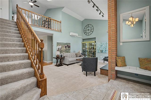 61 Parkdale Drive, Jamestown, NY 14701