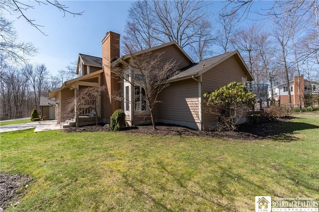 61 Parkdale Drive, Jamestown, NY 14701