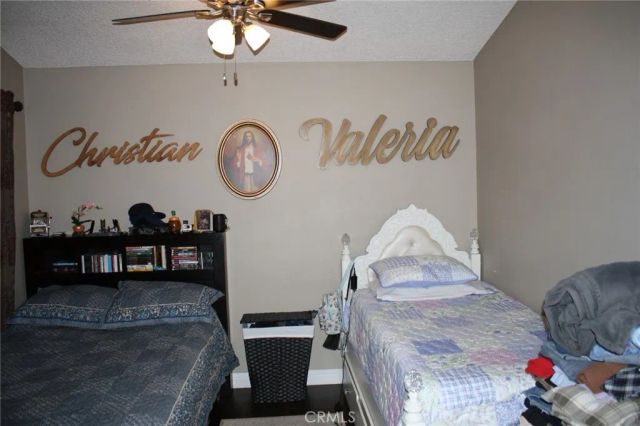 187 Mistletoe Drive, Corona, CA 92879