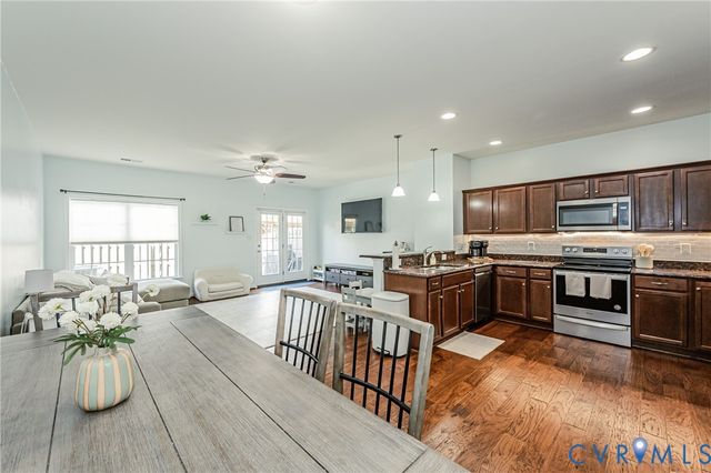 7455 Washington Arch Dr, Mechanicsville, VA 23111