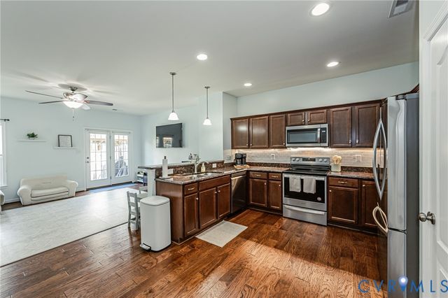 7455 Washington Arch Dr, Mechanicsville, VA 23111