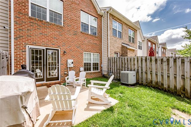 7455 Washington Arch Dr, Mechanicsville, VA 23111