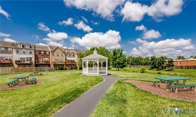 7455 Washington Arch Dr, Mechanicsville, VA 23111