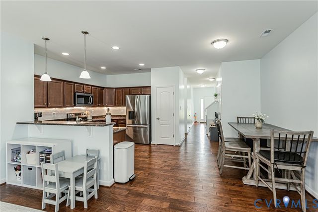 7455 Washington Arch Dr, Mechanicsville, VA 23111
