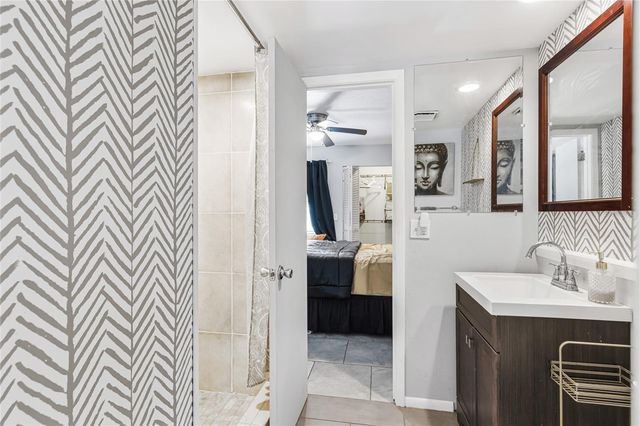 1276 REDSTART ROAD, Venice, FL 34293