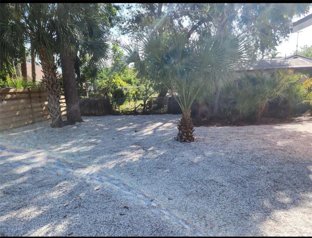 1276 REDSTART ROAD, Venice, FL 34293