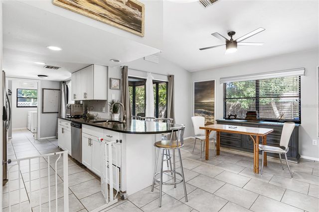 1276 REDSTART ROAD, Venice, FL 34293